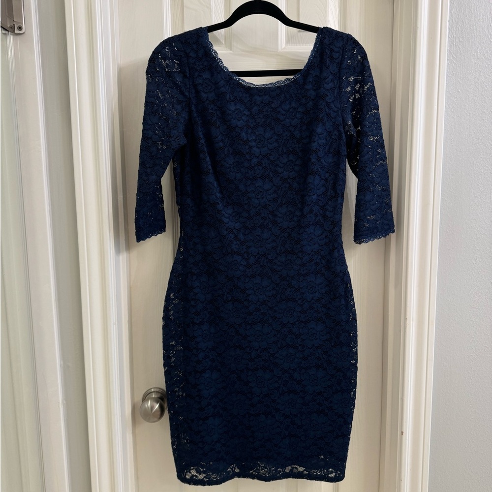 Laundry by Shelli Segal Lace Dress / Navy / Size: 6